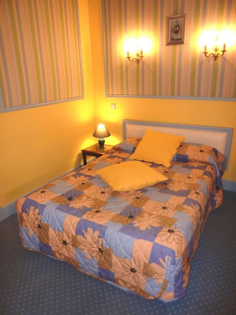 Hotel Du Fiacre Carpentras Dış mekan fotoğraf