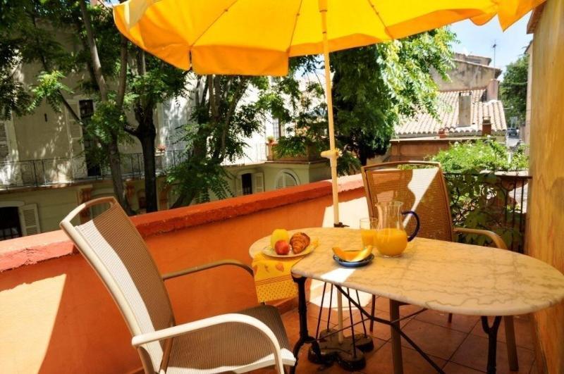 Hotel Du Fiacre Carpentras Dış mekan fotoğraf