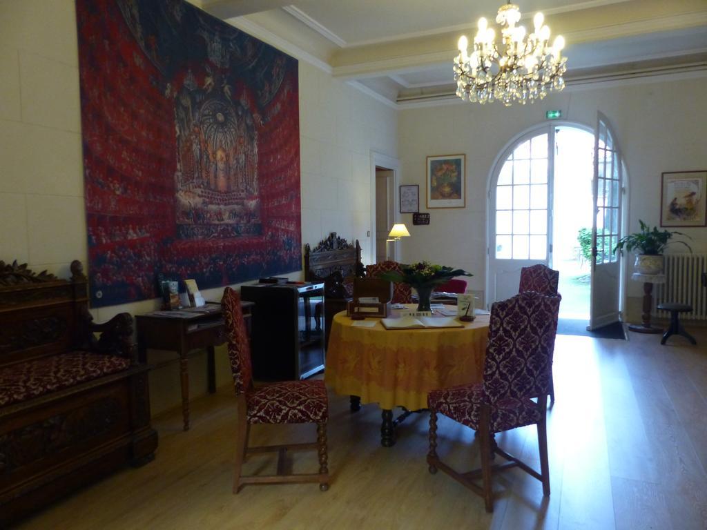 Hotel Du Fiacre Carpentras Dış mekan fotoğraf