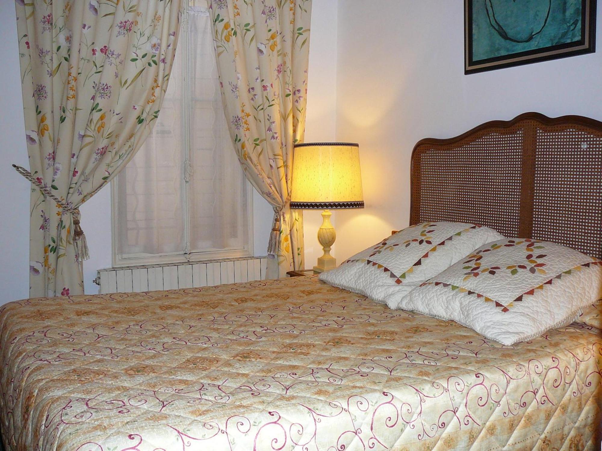 Hotel Du Fiacre Carpentras Dış mekan fotoğraf