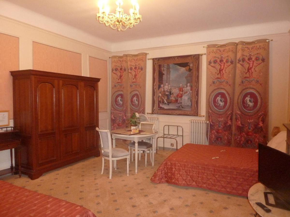 Hotel Du Fiacre Carpentras Dış mekan fotoğraf